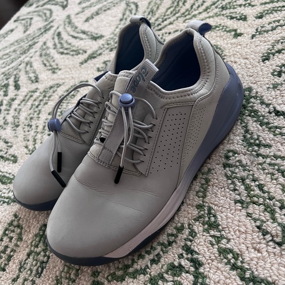 Clove nursing shoes, size 8.5, new worn once - Picture 3 of 3